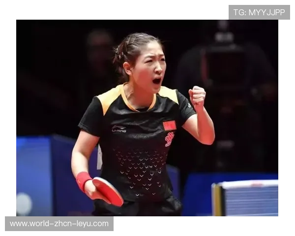 张伟丽回应粉丝称“从不考虑放弃两字”